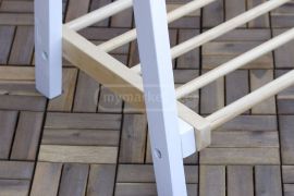 ხის ტანსაცმლის საკიდი