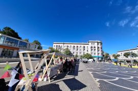 ქირავდება ტენტი