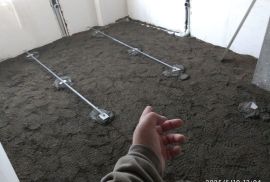 იატაკის მოჭიმვა სტიაჟკა ხელით