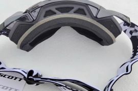 100%-ით მოტოციკლეტის ქარგაუმტარი და ქვიშიგამძლე სა