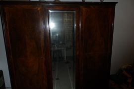 იყიდება