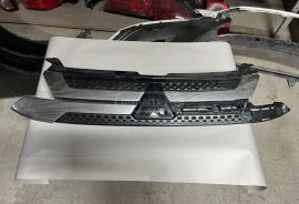 MITSUBISHI Outlander 2018-2025