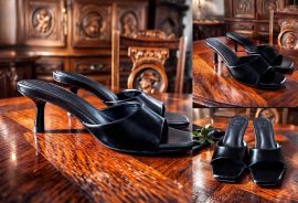 Asos-ის ფეხსაცმელი