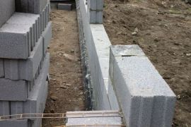 ვაწყობთ ბლოკს