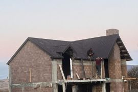 ვაწყობთ ბლოკს