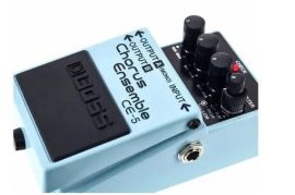 Used BOSS CE5 Chorus Ensemble გიტარის ეფექტ-პედალი