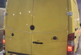 ქირავდება მარშუტკა მაცივარი