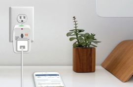 უნივერსალური ადაპტერი მოგზაურობისთვის, კომპაქტური 