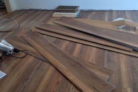 ლამინატის ხელოსანი