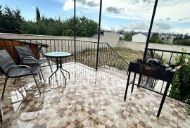 ქირავდება, უძრავი ქონება, სახლები/აგარაკები, ივერთუბანი