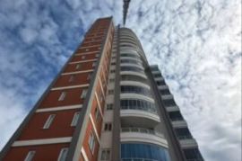 ჟირაფი ამწე ლიფტი 72 მეტრიანი