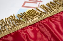 დროშა და დროშის სადგამი