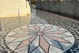 ქვის დაგება ეზოს მოპირკეთება