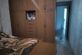 იყიდება