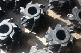 წიბოს მისაკრავი დაზგის ფრეზები. ალმასი და ჩვეულებრ