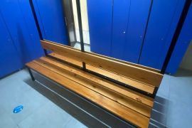 სპორტ დარბაზის გასახდელების სკამი