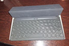 Apple Smart Keyboard – ახალი! (iPad 7/8/9, Air 3, 