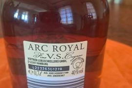 იყიდება კონიაკი ARC ROYAL