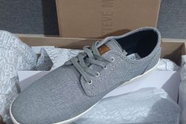 Steve Madden -ის ორიგინალი კედები (EU43-44) 'უახლე