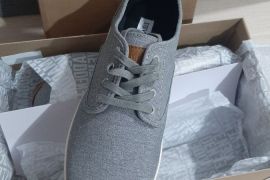 Steve Madden -ის ორიგინალი კედები (EU43-44) 'უახლე