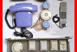 ტელეფონი დისკიანი ტელეფონის კაბელები ბუდე თარო