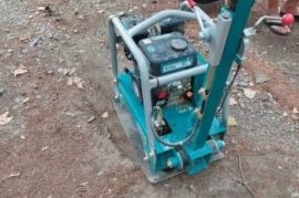 ქირავდება ვიბროფილა ბენზინზე 135 კგ სამშენებლო