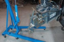 ქირავდება დღიურად ავტომობილის ძრავის ,,მატორის,, ა