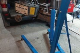 ქირავდება დღიურად ავტომობილის ძრავის ,,მატორის,, ა