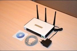 სამანტენიანი 300 Mbps Wi-Fi როუტერი