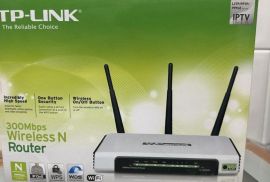 სამანტენიანი 300 Mbps Wi-Fi როუტერი