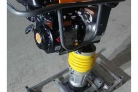 ქირავდება ,,კენგურუ,, დღიურად