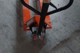 ქირავდება პალეტის ურიკა ,,როხლი,, სამშენებლო-სარემ