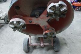 ქირავდება ბეტონის, მოზაიკის მოსახეხი