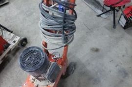 ქირავდება ბეტონის, მოზაიკის მოსახეხი