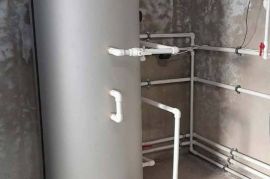 სანტექნიკი 