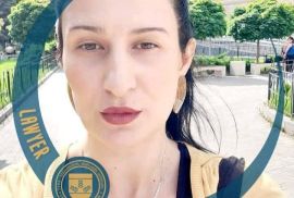 ადვოკატი