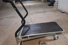 გაქირავება დღიურად სამშენებლო ურიკები