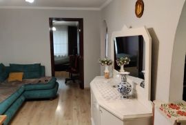 იყიდება, უძრავი ქონება, ბინები