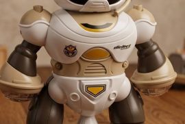 ინტერაქტიული რობოტი Charming Space Warrior (შუქით 