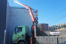 სამშენებლო მასალების მიტანა