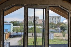 მეტალოპლასტმასი