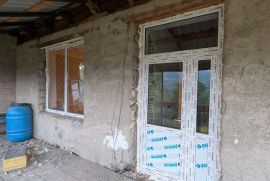 მეტალოპლასტმასი