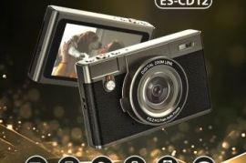 Retro Touch Screen Digital Camera 64Gb 2x Battery