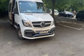 მიკროავტობუსის დაქირავება