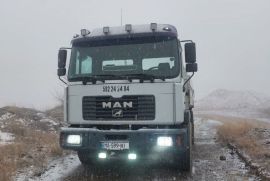 თვითმცლელით მომსახურება, მანიპულატორით მომსახურება, სამშენებლო ნარჩენების გატანა და  სამშენებლო მასალების მიტანა.