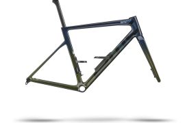 2027 BMC Teammachine SLR 01 Frameset (KINGCYCLESPORT)