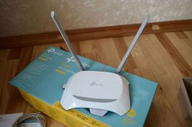 მულტიფუნქციური 300 Mbps Wi-Fi როუტერი