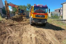 ქირავდება CAT 318