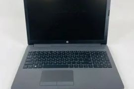 HP 250 G7 / 15.6-inch HD / i5-8 GEN / 16 GB / 256 GB SSD