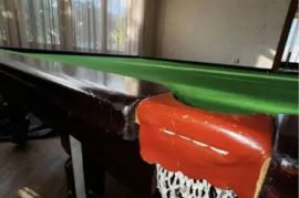Classic Turned-Leg Russian Pyramid Billiard Table
